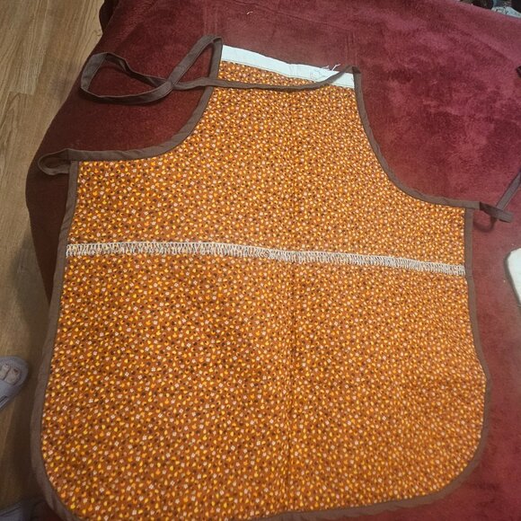 vintage 1970 quilted apron mushroom design includes potholder with same design - Picture 3 of 7